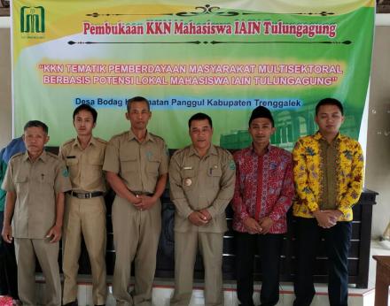 Pembukaan KKN Mahasiswa IAIN Tulungagung di Desa Bodag