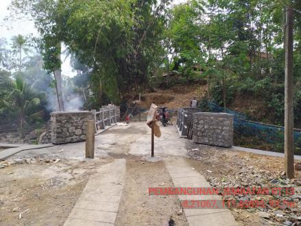 PEMBANGUNAN JEMBATAN RT.13